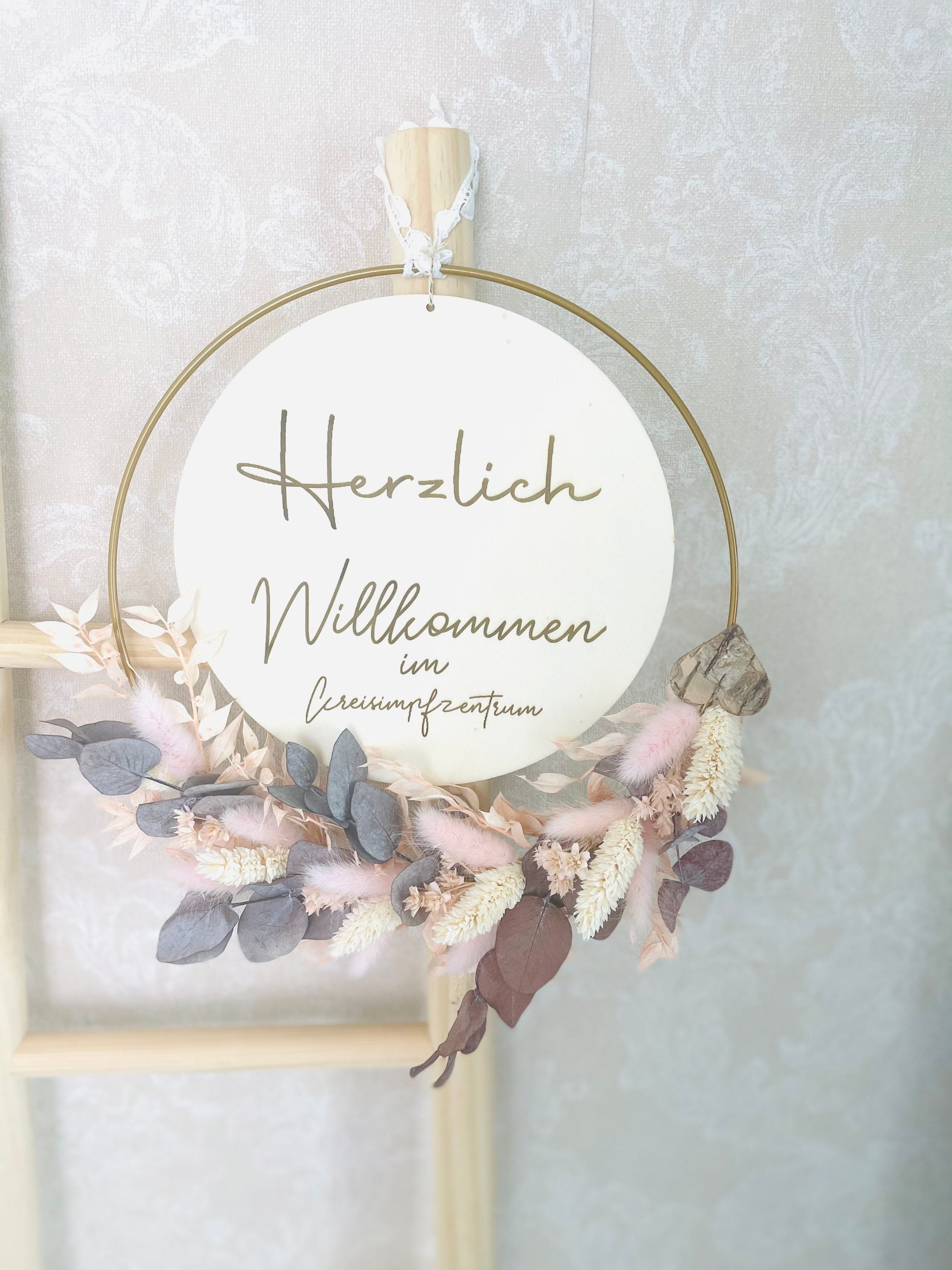 Flower wreath Flower Hoop with wood engraving