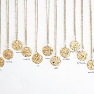 Złoty naszyjnik zodiaku, prezent urodzinowy, młotkowana moneta, naszyjnik horoskop, niebiańska biżuteria, delikatna biżuteria zodiaku, naszyjnik warstwowy