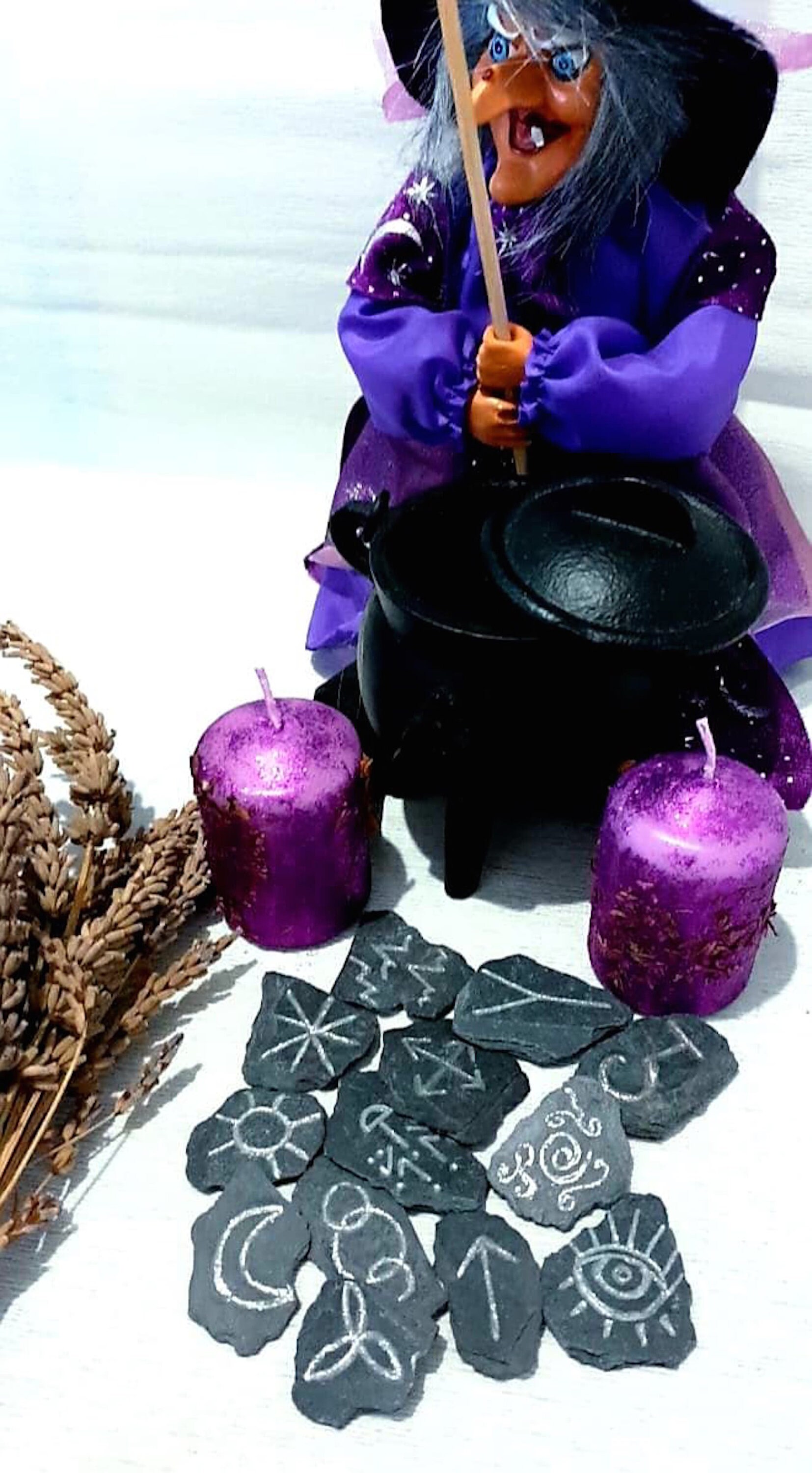 13 Runes de Sorcière