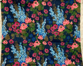 Oude Rio linnen stof coupon bloemmotief creatieve vrijetijdsbesteding artistieke project inrichting coupon
