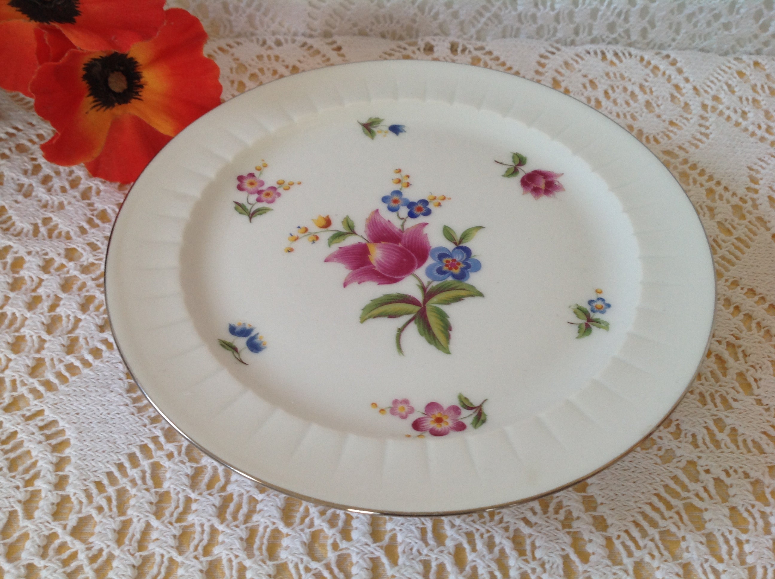 Limoges France Plat à Gâteau sur Pied de Service en Porcelaine Antique Français Tarte