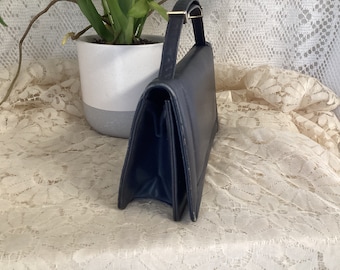 Small Women's Handbag in Vintage Leather