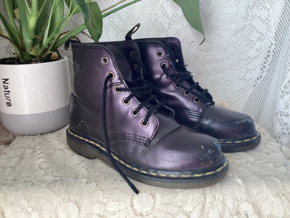 entre Movimiento Trascender Dr Martens Purple Leather Boots Size 36 Vintage Shoes Made in - Etsy