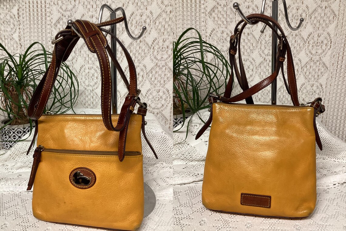 Dooney & Bourke Sacoche Sac à Main Femme en Cuir Sac Cuir Jaune Sac à Bandoulière Vintage, foto 4 di 5