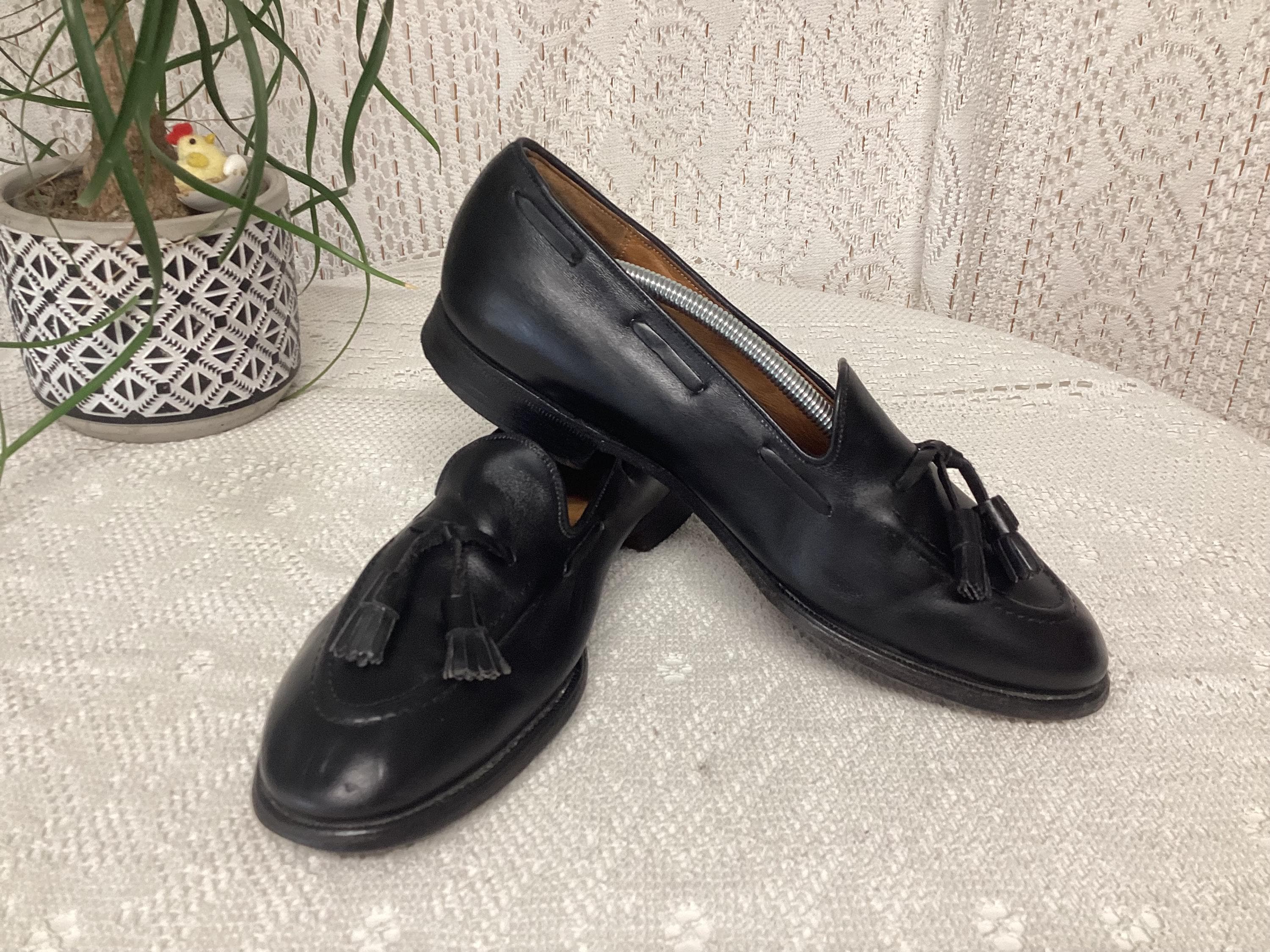 Church’s Black Leather Tassel Loafers - Classic Slip-On Men’s Dress Shoes Church main image 3