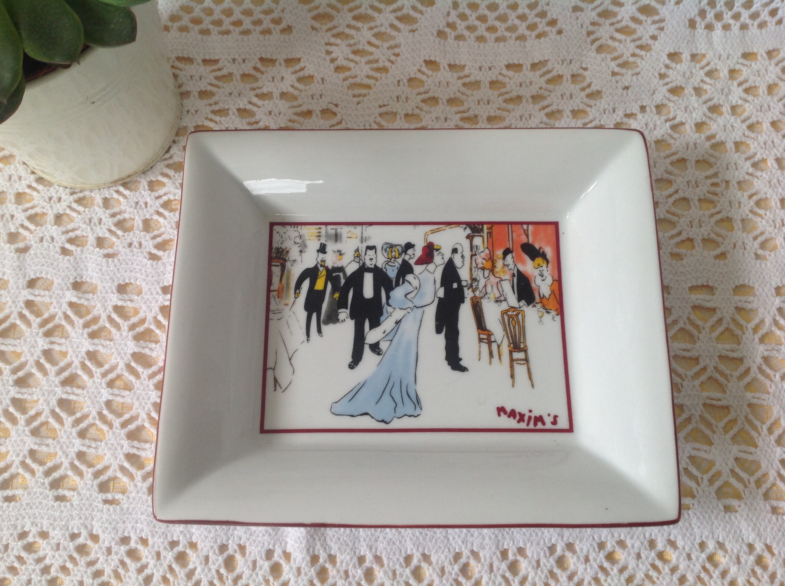 Antique Français Vide Poche Maxim's Paris Porcelaine Objet Publicitaire Vintage