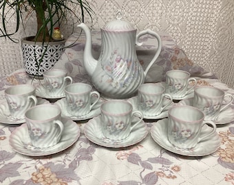A Cornu 9 Coffee Cups with Saucers and Coffee Pot Vintage Antique French Porcelain from Limoges France