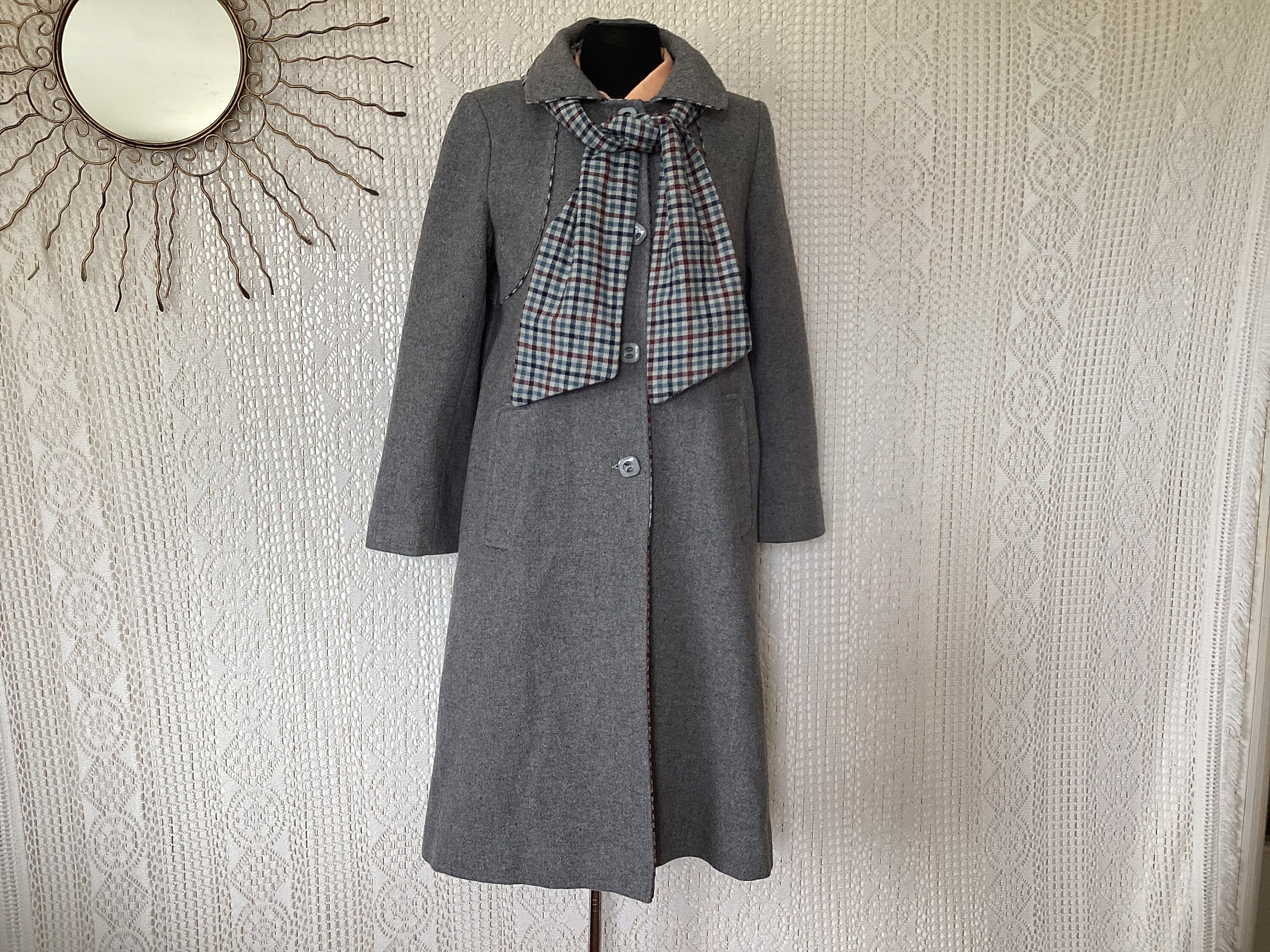 Manteau Ceinturé En Laine Et Lama Taille 40 — Fabrication Allemande, Couleur Beige