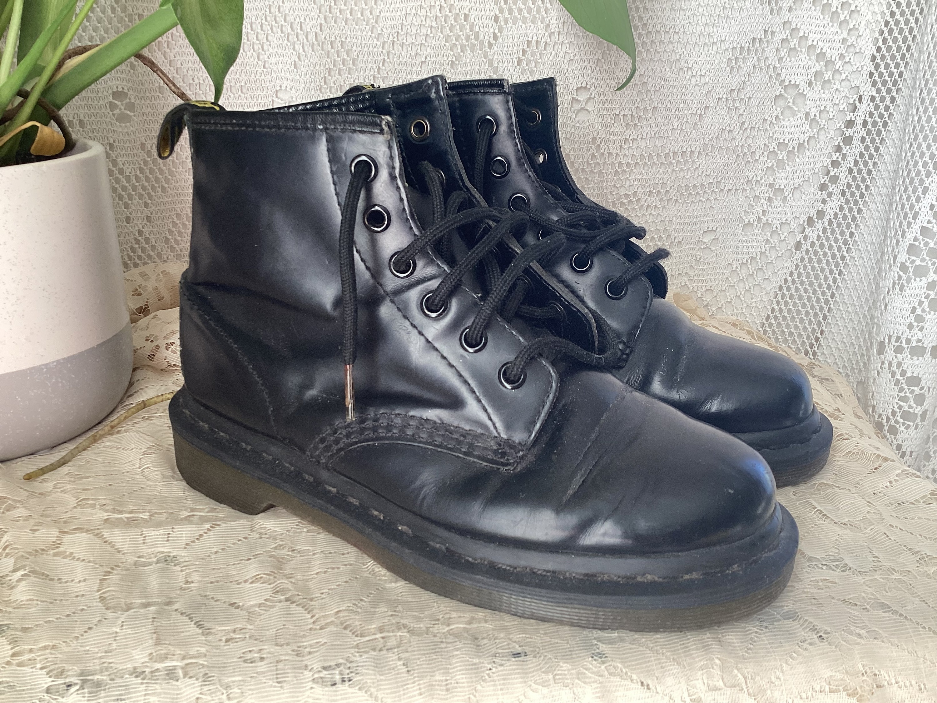Otoño dominio Arenoso Dr Martens Black Leather Boots Size 35/36 Vintage Shoes - Etsy