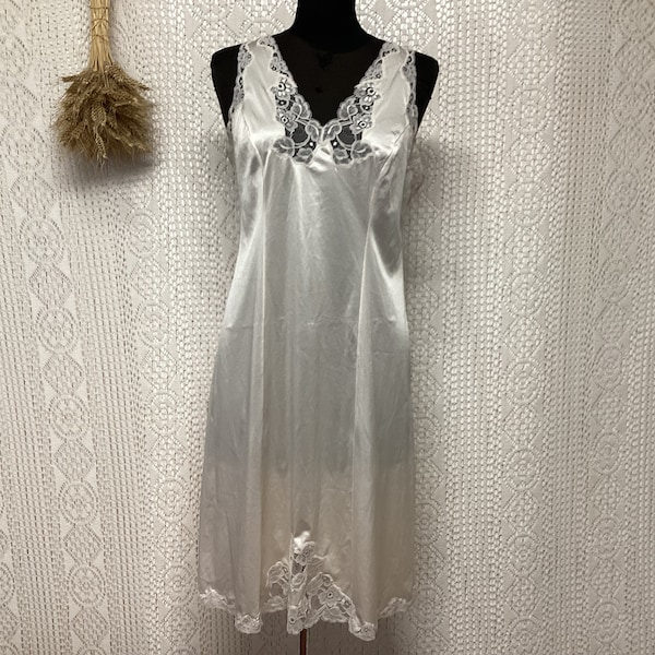 Nuisette Fond de Robe Transparent Vintage Taille 46 Artel Made in France