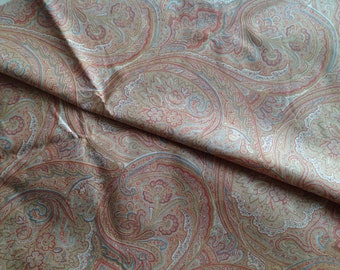 Large Coupon of Vintage Cotton Fabrics Floral Pattern Made in France Large Furnishing Fabrics
