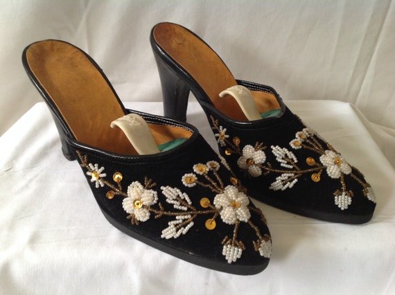 Pearl Mules Velvet Vintage Size 37 Antique French Hooves Heel
