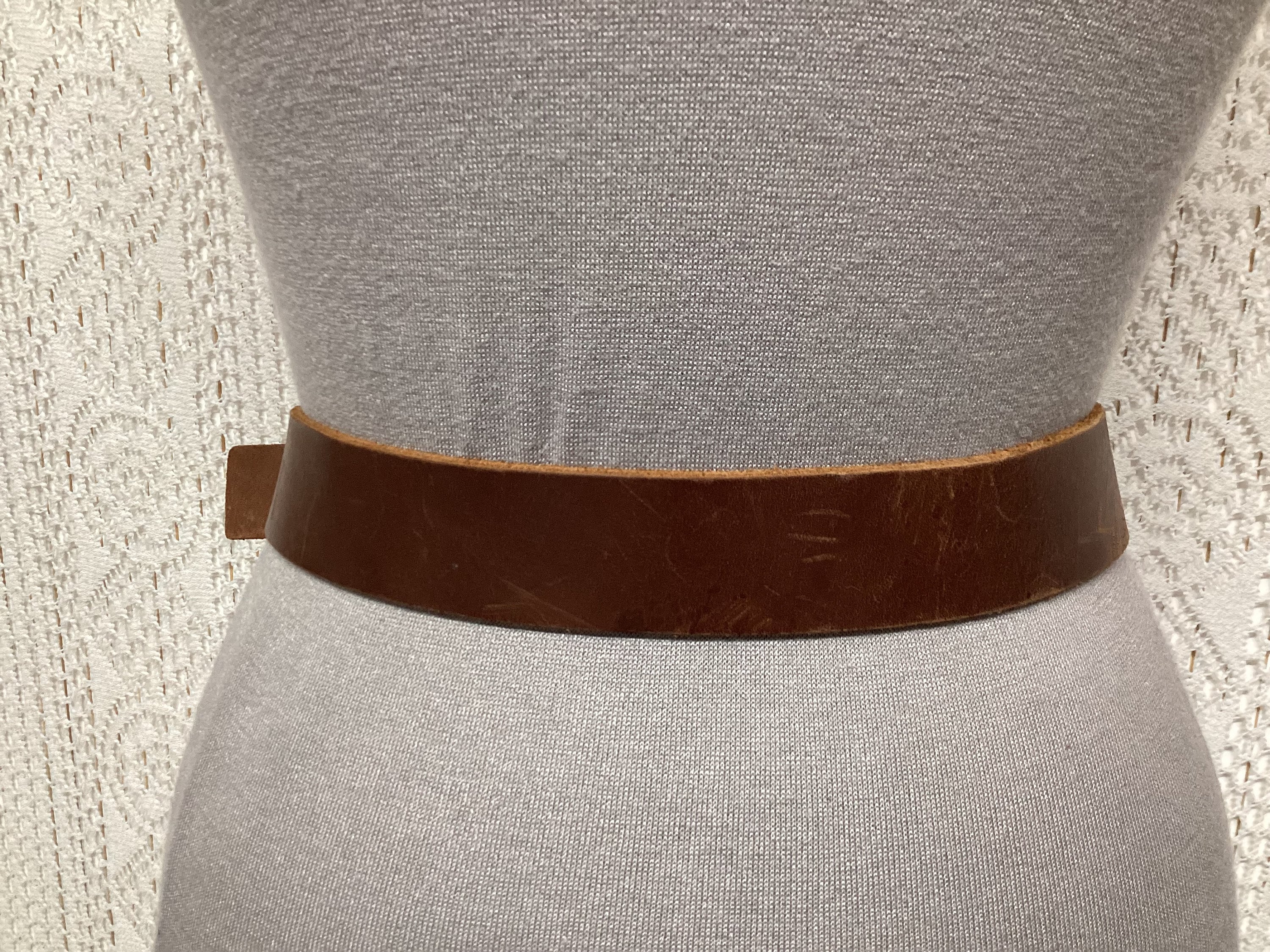 United Colors of Benetton Vintage Brown Leather Belt Size S  display picture 3