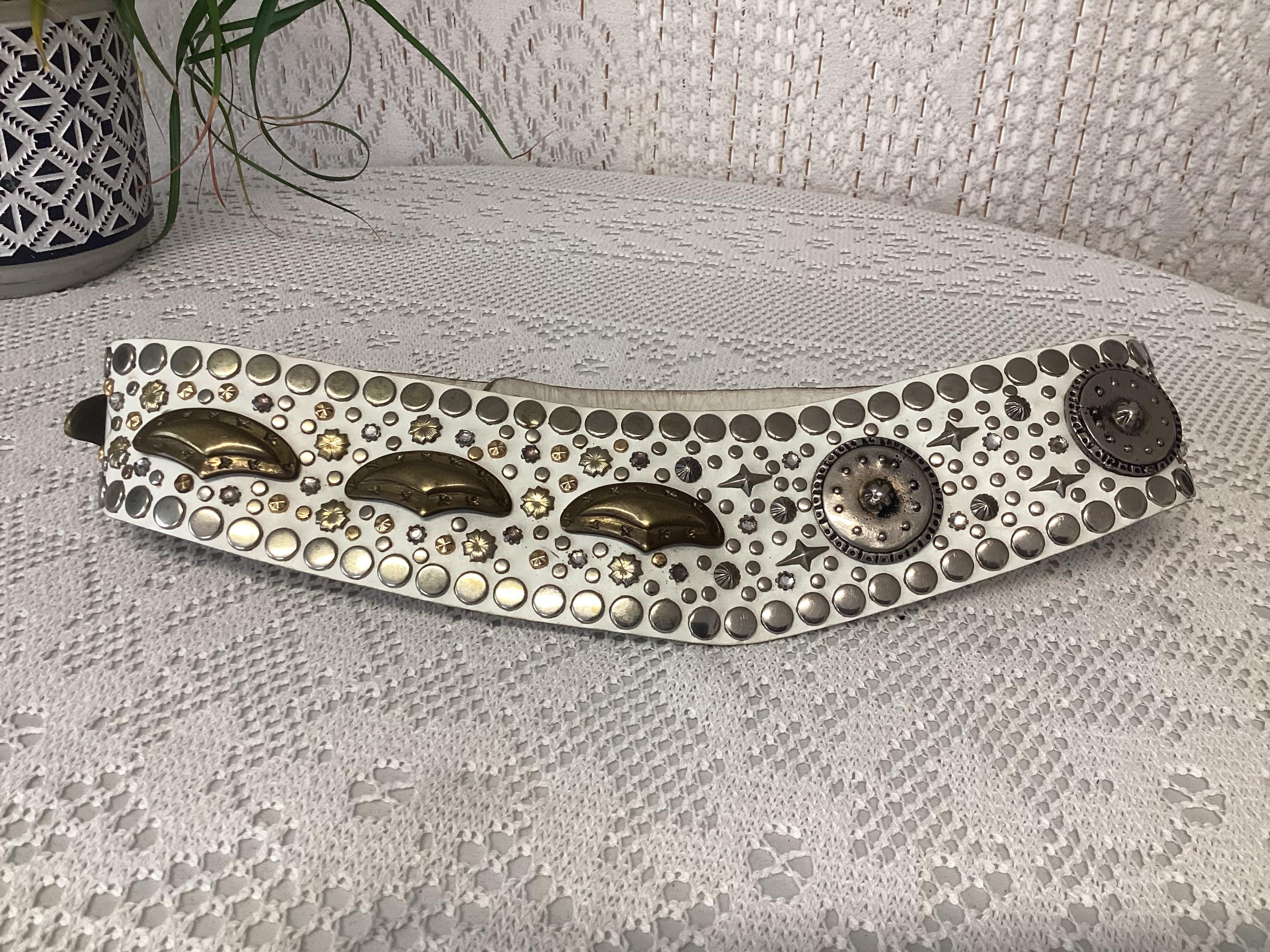 Vintage Lily Farouche Black Velvet Belt with Gold and Silver, & Jewels HELLO darling 大阪/谷六/上本町/古着屋 (@popup.hellodarling  main image 3