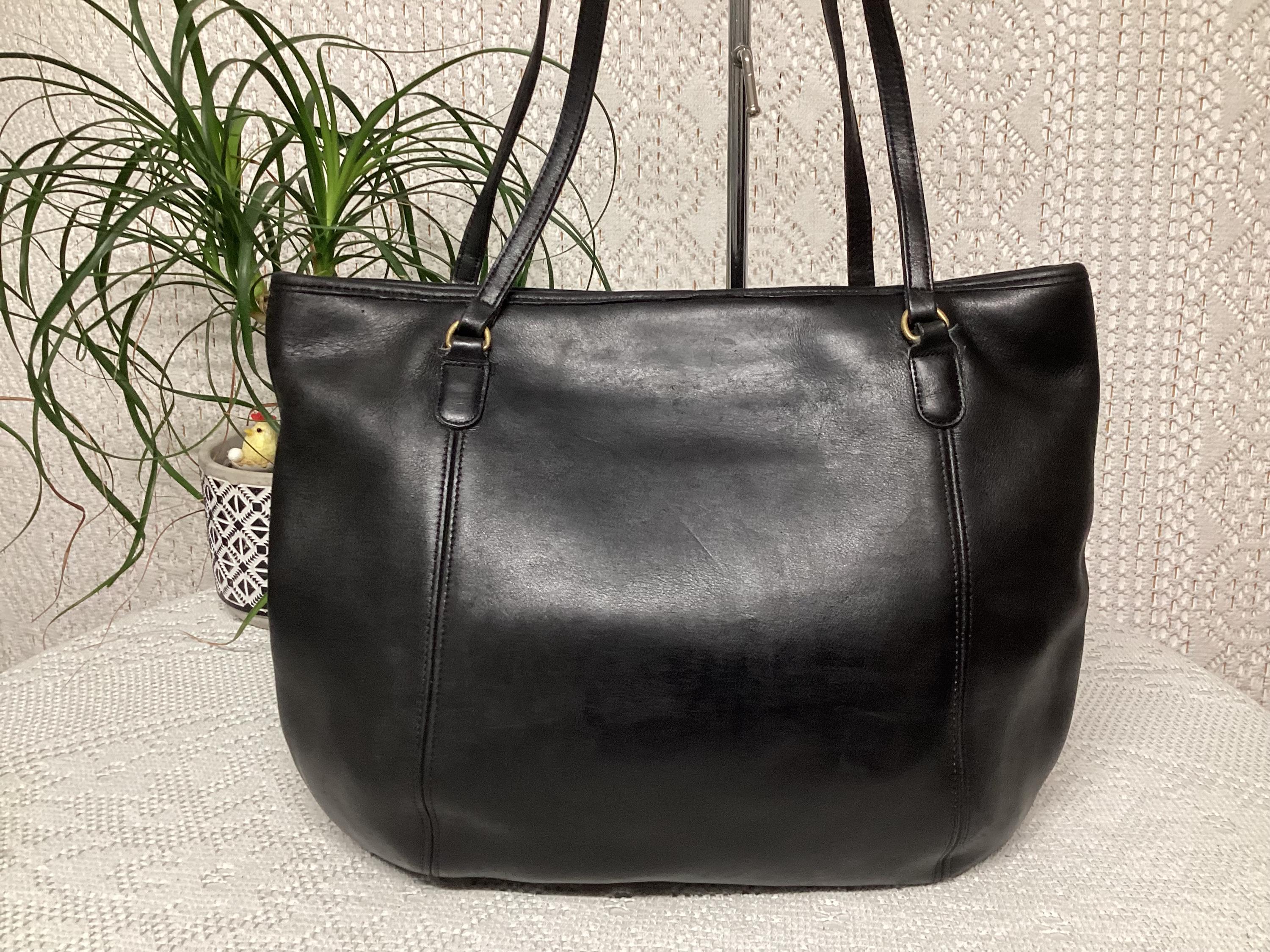 バッグ Vintage coach shoulder bag black 9998 Coach Women's Vintage Leather Handbag Double Handle Coach 9998
