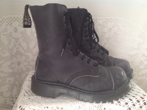 Ladies boots top size 4