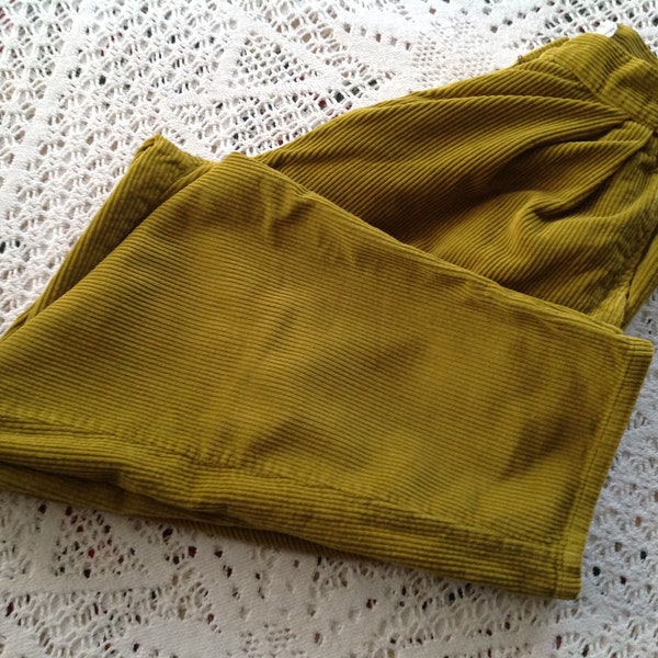 Benetton Pantalon Velours Vintage Taille 42 Made in Italie United Colors of Benetton Velours Vert Pantalon Taille Haute Velours Côtelés