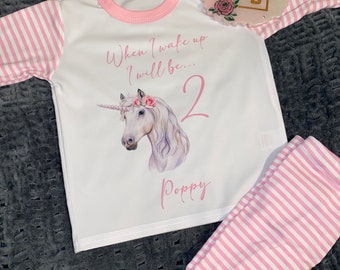 eerste verjaardag Verjaardag Pyjama' s roze Gepersonaliseerde Pjs Kleding Meisjeskleding Babykleding voor meisjes Pyjamas & Badjassen eenhoorn 