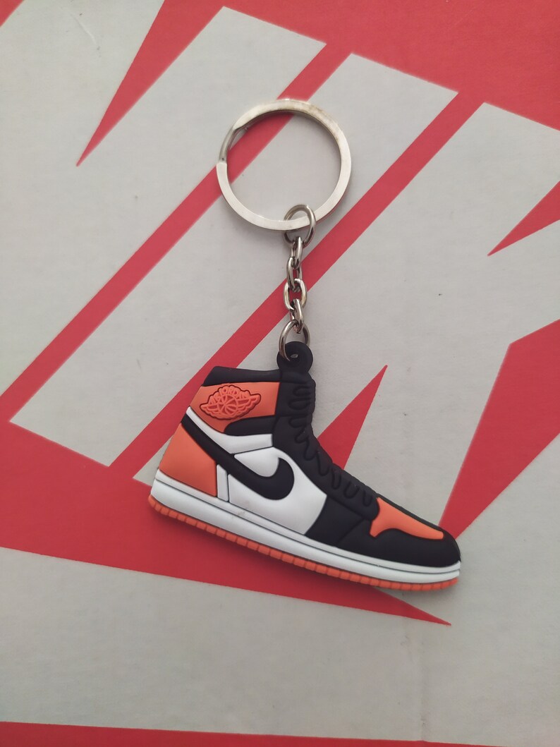 Nike Air Jordan 1 Mid KEYCHAIN Etsy