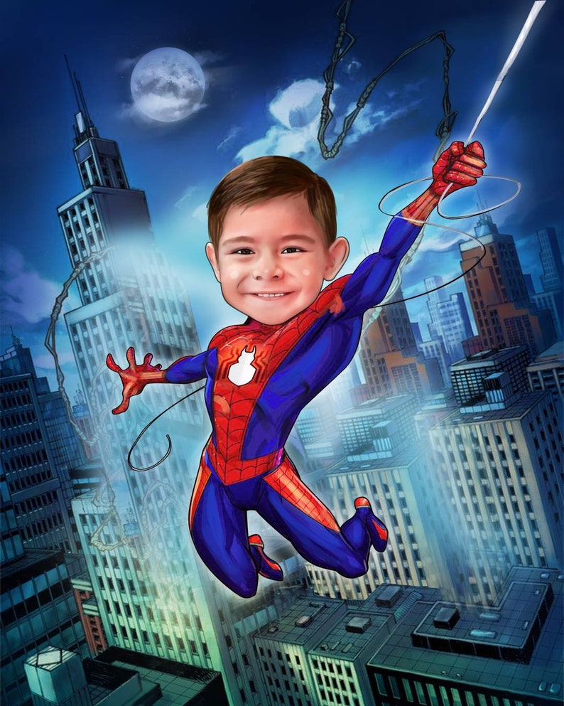 Pu&ograve; includere: Un bambino piccolo vestito da Spiderman si dondola nell'aria davanti a uno skyline urbano. Indossa una tuta rossa e blu con un logo di ragno sul petto. Lo sfondo &egrave; un cielo blu scuro con una luna.