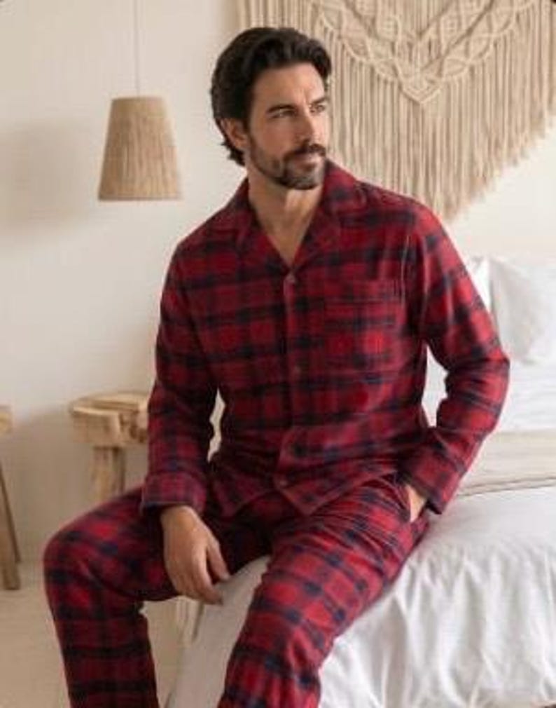Conjunto de pijama de franela para hombre: ropa de estar por casa cálida de algodón cepillado. imagen 2