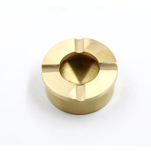 Elegant Brass Ashtray with Lid – Single Hole Round Design, Solid Brass, Brushed Antique Bronze Coated, Perfect Gift for Smokers, 8.82 oz.