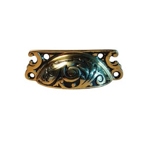Tirador de taza de latón macizo ornamentado - Acabados en oro antiguo y oxidado - Tirador decorativo de cajón de estilo barroco