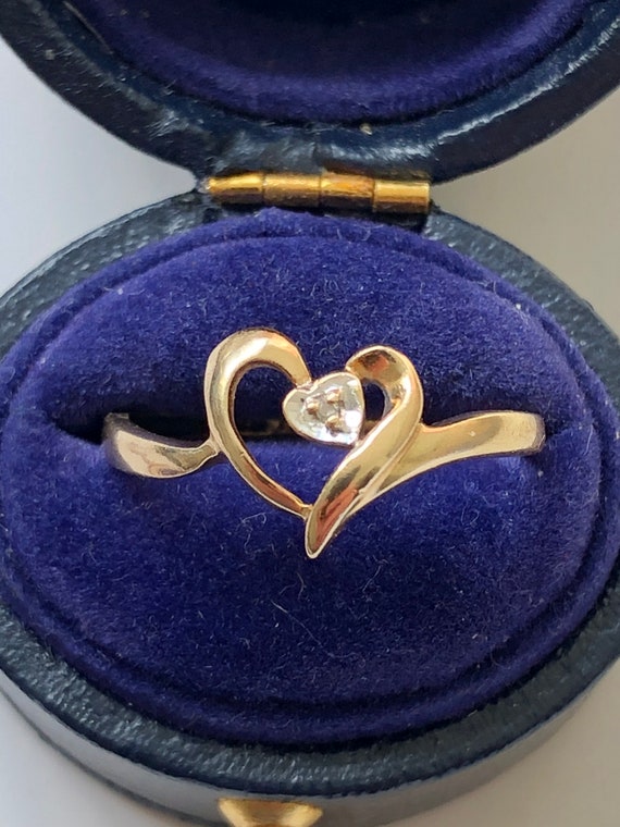 10k Diamond Heart Ring