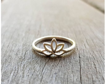 Lotus Band Ring in 925 Sterling Silver, Floral Ring, Flower Ring, Artisan Ring, Sterling Ring, Boho Ring, Band Ring,Ring, Gift For Her