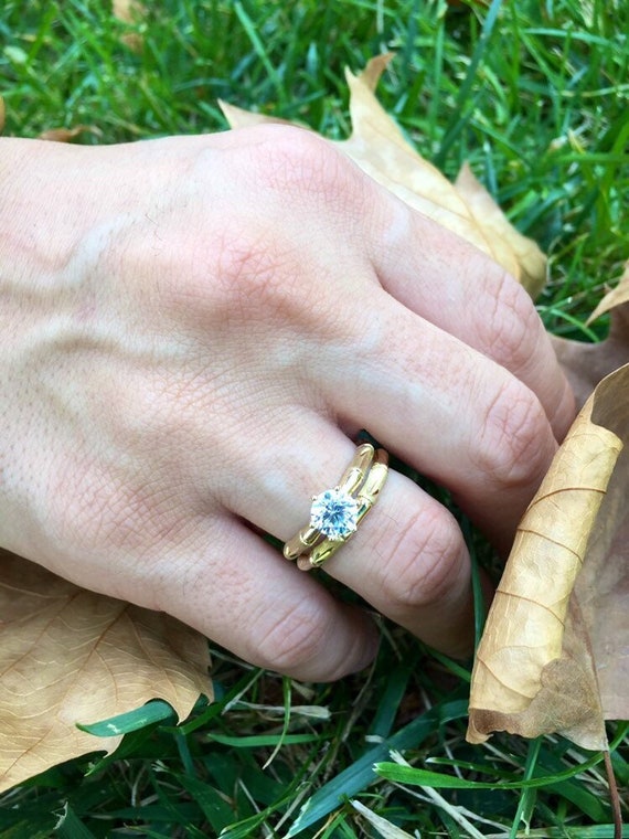 MIKHOS Blue Dinosaur Bone Inlaid Polished 14K Rose Gold Men's Flat Wedding  Ring with Diamond - 8mm ~ (H65-530) - Roy Rose Jewelry