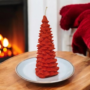 Christmas Tree Scented Candle – Hand-Poured Natural Soy Wax
