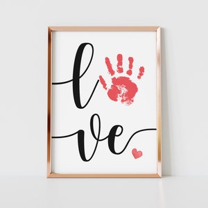 LOVE création d'art empreinte de main, coeur amour Saint-Valentin, carte bricolage bébé enfant, décoration souvenir souvenir, créations préscolaires pour tout-petits