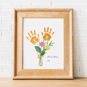 Impression d'art personnalisée Saint-Valentin empreinte de main amour souvenir bouquet de fleurs maman mère cadeau significatif pour elle artisanat bricolage enfant enfants bambin activité image 2