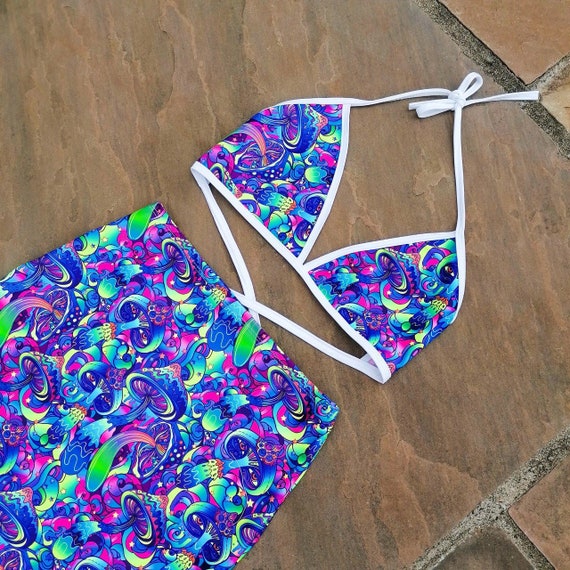 Psychedelic Crop Top UV Rave Outfit Festival Rave Fashion Trippy Magic Mushroom Bralet and Skirt Co-ord Pastel Goth