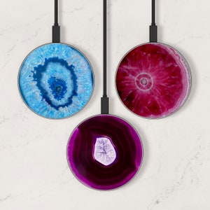 Geode Layered Agate Gemstone Print Wireless Charger, Custom Charging Pad, Fast Qi Charger for iPhone 13, 14, 15, 16, Samsung S23, S24, S25