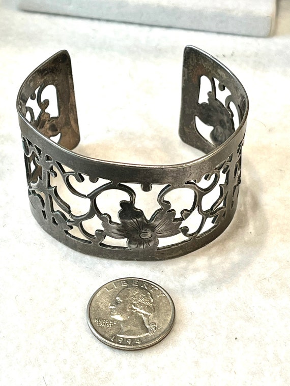 1940's? Sterling silver ornate flower cuff bracele