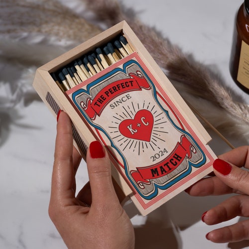 Boîte d'allumettes en bois personnalisée pour couple, boîte d'allumettes en bois personnalisée pour couple, cadeau de Saint-Valentin pour elle, cadeau pour lui, cadeaux de mariage pour couple