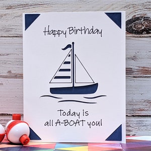 Feliz cumpleaños Tarjeta SVG Cut File, Tarjeta de felicitación del barco SVG, Cricut Joy, Archivo SVG, Archivo digital, Un barco que