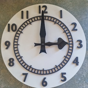 Reloj del Arsenal con el final del reloj - FUENTE GRANDE