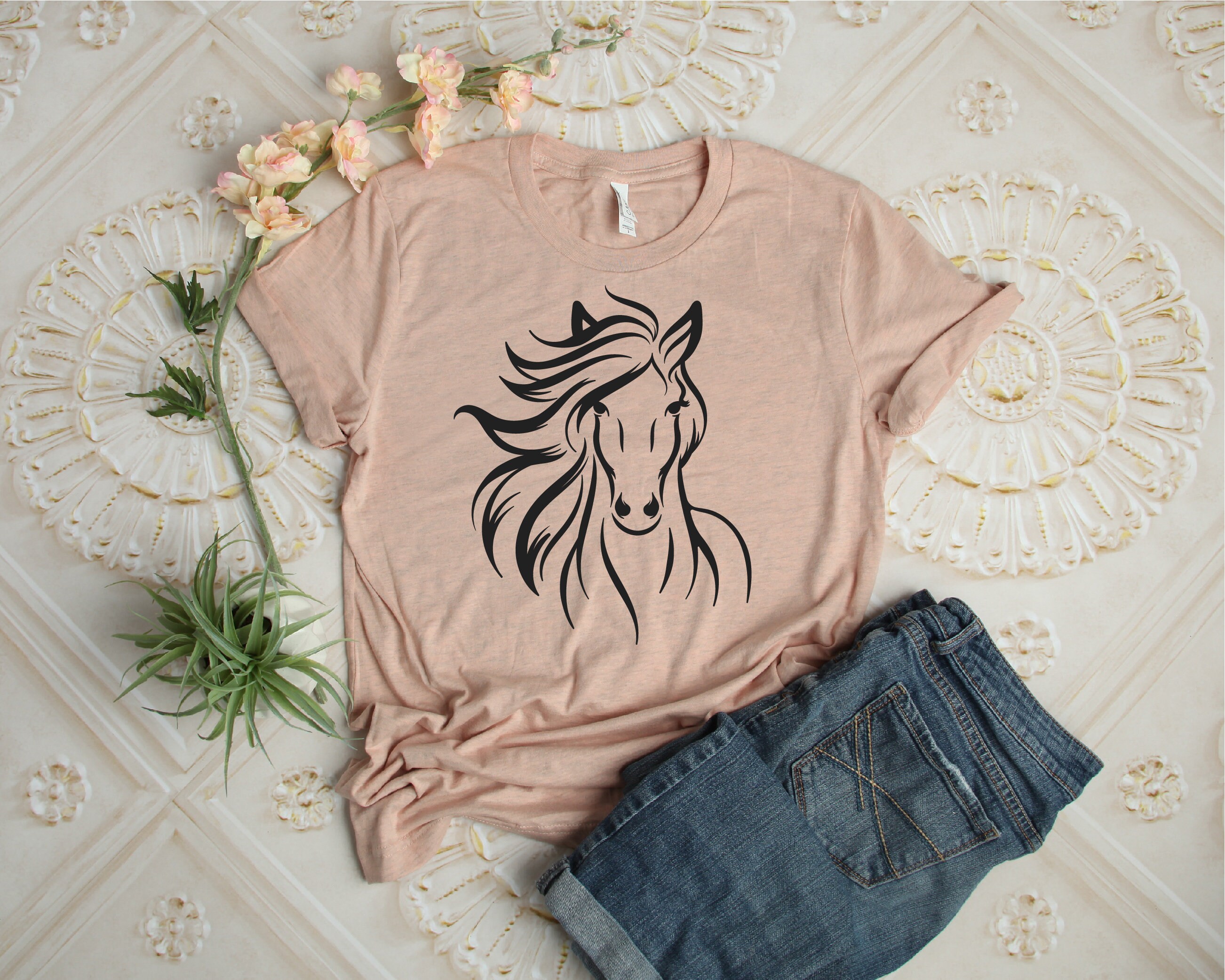 Horse Shirt, Horse Lover Tshirt, Women Horse Lover T shirt, Horse mom shirt, Gift for horse owner, Farm shirt, Horse Tshirt, Horse Lover