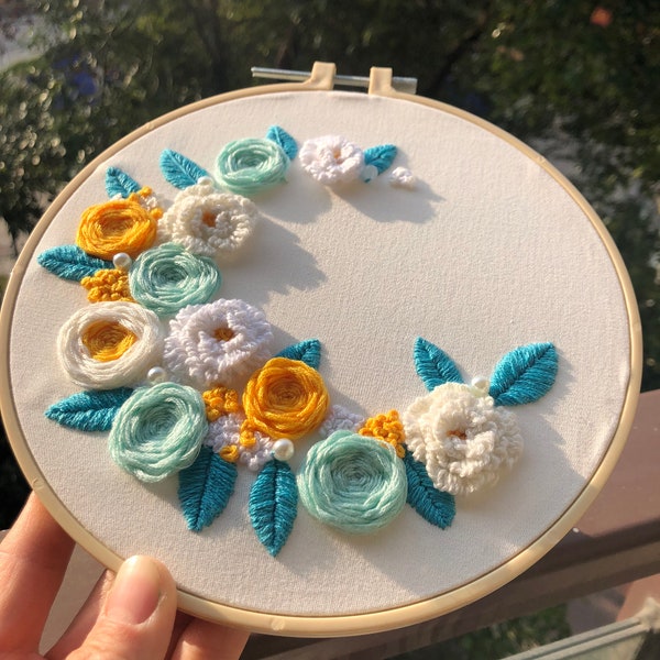 Embroidery Kit Modern | Flower Wreath Pattern Embroidery Kit with Pearls | Embroidery Kit Floral with Needlepoint Hoop | DIY Craft Kit