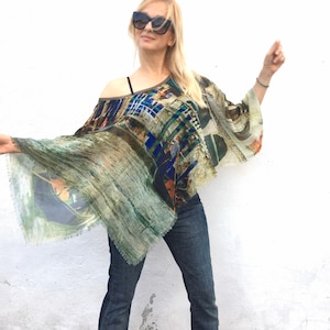 Fashion Poncho for Women, Yellow Teal Poncho, Multicolour Top, Womens Stylish Wrap, Lightweight Poncho, Summer Outfit, Beach Coverup for Her