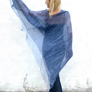 Poncho de dama de honra em tule de seda | Top de organza solto, envoltório de gaze de noiva, saída de praia, envoltório leve e grande, roupa de praia, poncho transparente de verão
