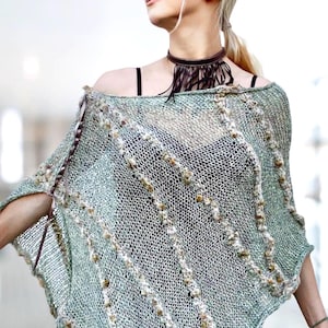 Lniany szal Boho z siateczki Boucle, niebiesko-zielony ręcznie robiony na drutach, miękki top o luźnym splocie, luźny dzianinowy ponczo ślubne, uliczny szal