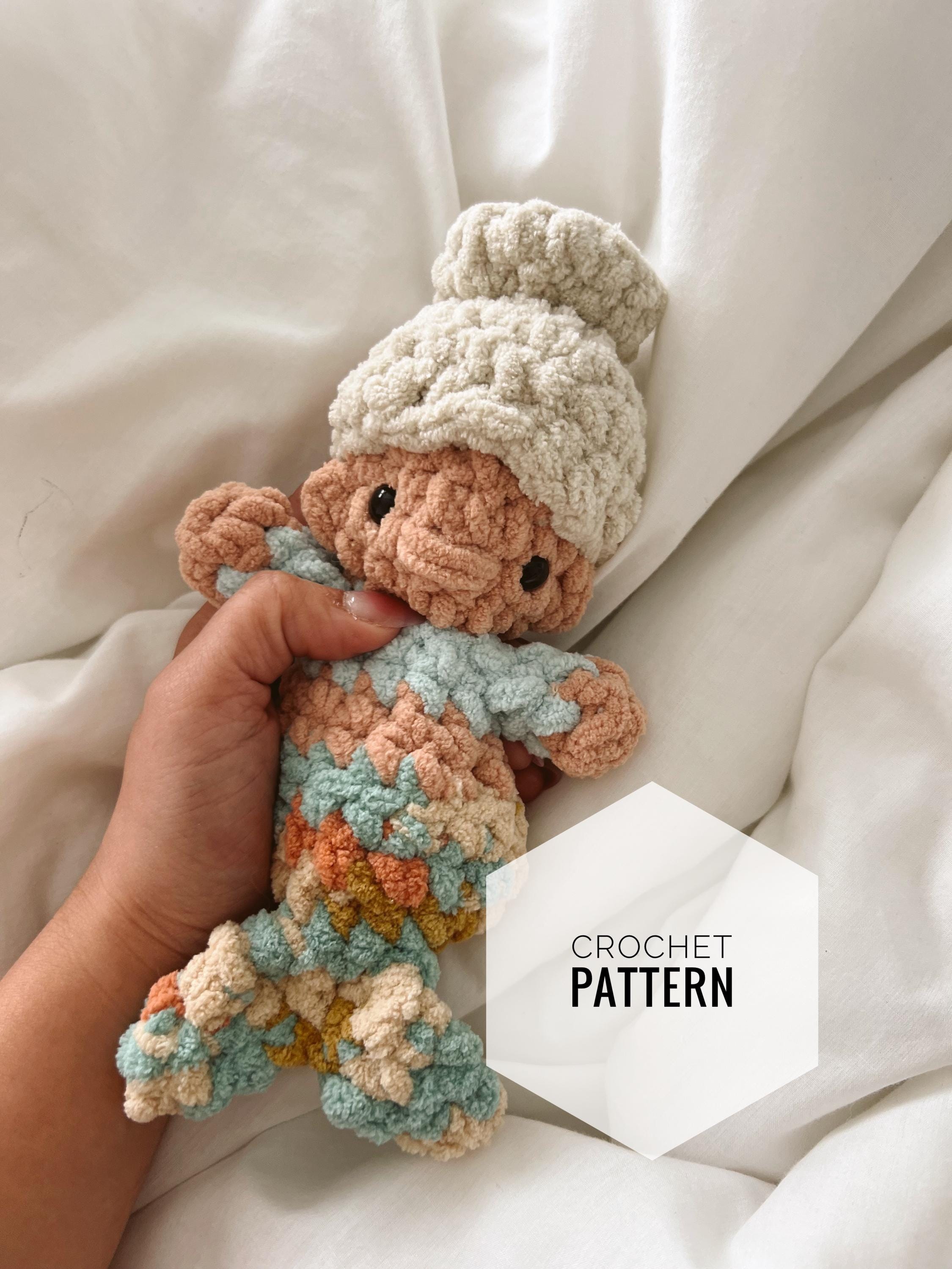 30 Mermaid Crochet Patterns: Amigurumi Dolls, Pocket Mermaids, and Creative Sea-Inspired... 28 Bitsy Low-Sew Mermaid Plush Pattern