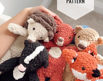 Little Woodsy Pals crochet bundle pack fox, bear, hedgehog, squirrel, skunk