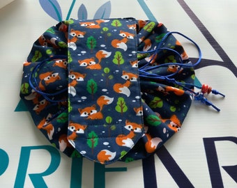 Lay Flat Drawstring Cosmetics Bag with Waterproof Lining - Lots of different patterns - Great Gift - Parrot, Tiger, Fox, Morris