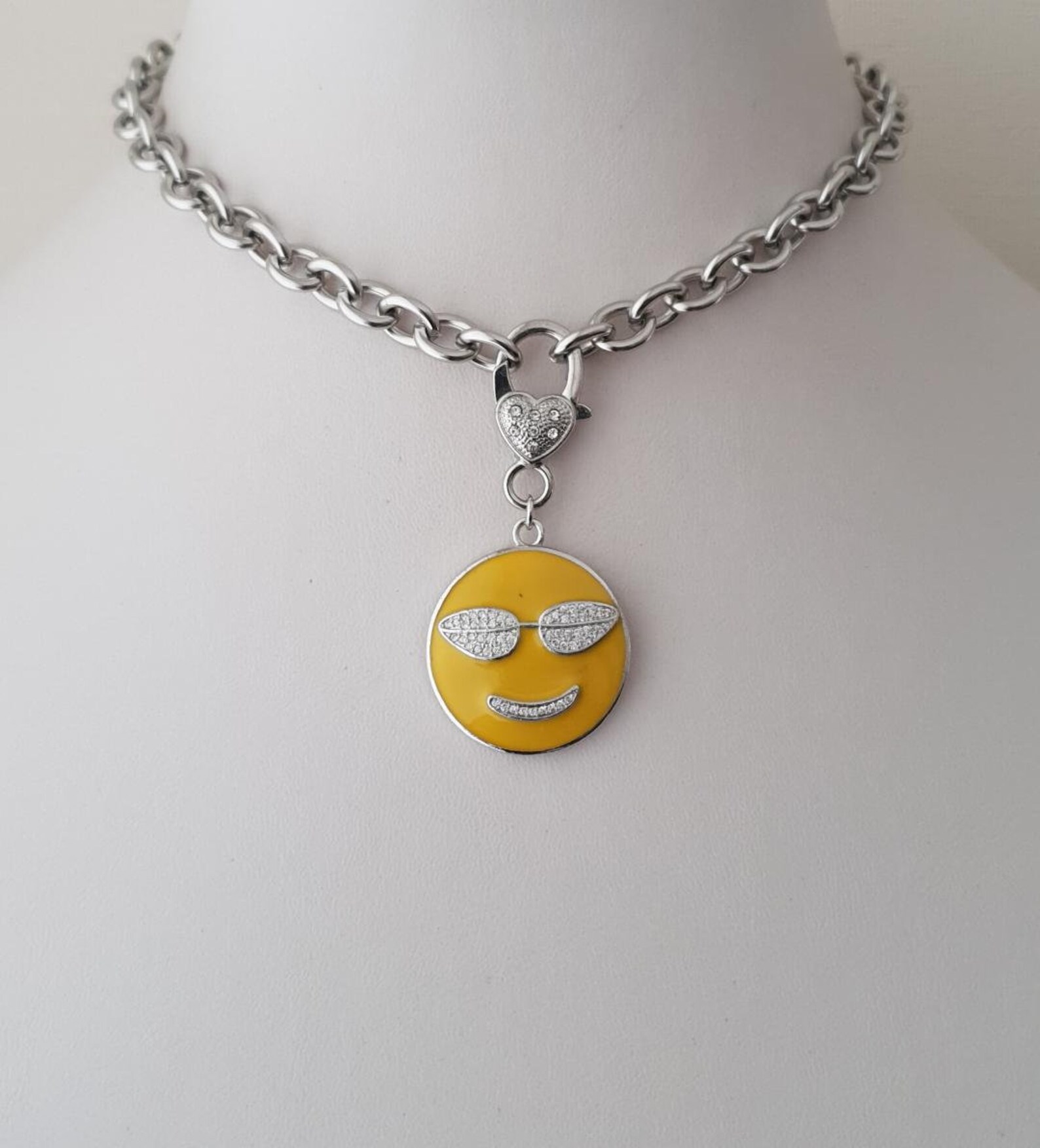 Smiley necklace silver Clearance