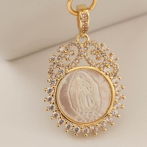 Dainty Virgen de Guadalupe Necklace, mother of pearl medal with the image of the Virgin of Guadalupe, Catholic Necklace, Virgencita Necklace