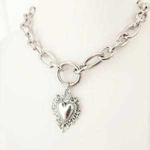 Collar Sagrado Corazón de Plata, Ex Voto, Chunky Heart Necklace , Cadena Plata Gruesa, Acero Inoxidable, Corazón Inmaculado